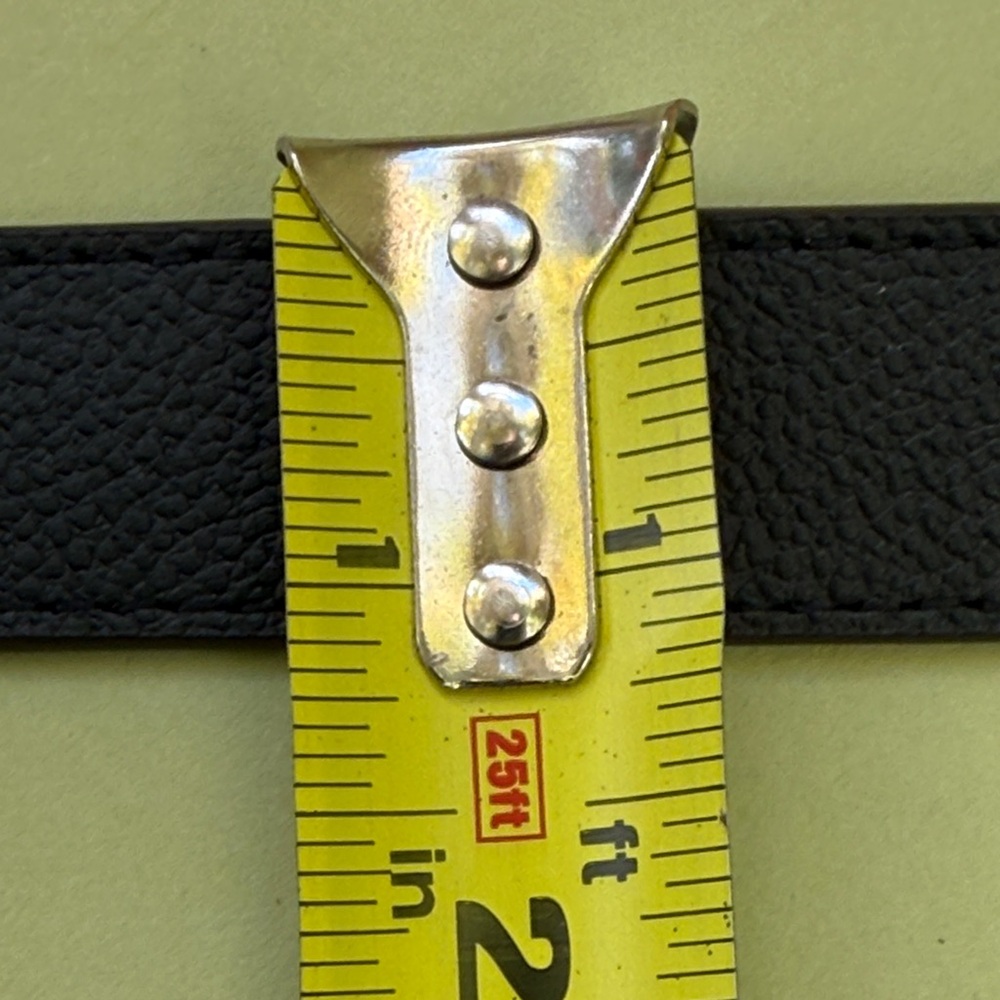 New in box Louis Vuitton Dark Brown Monogram Reversible Belt with Gold Buckle - Picture 5 of 8